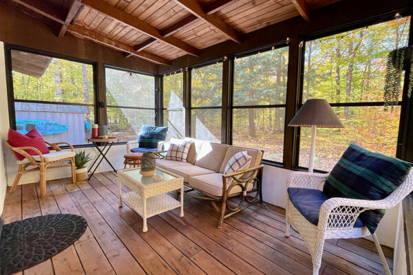 timberline-cottage-porch-door-county-wi